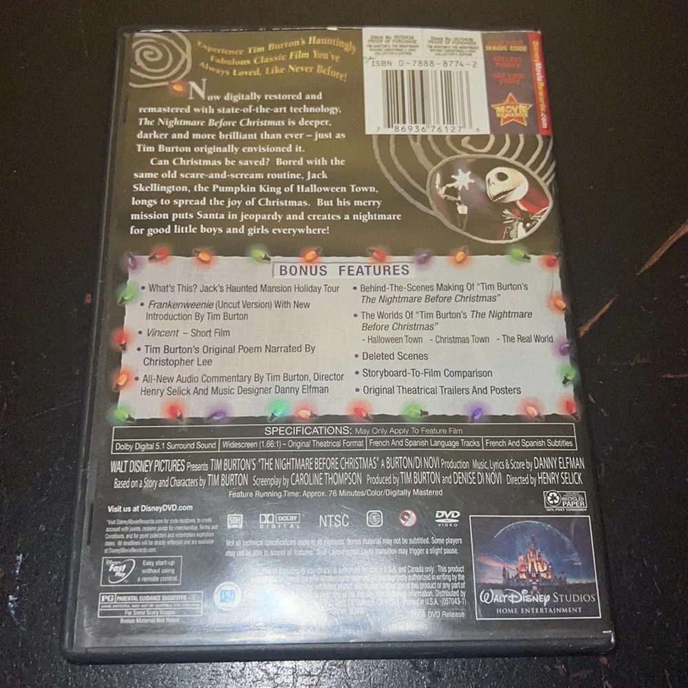 Walt Disney Tim Burtons The Nightmare Before Christmas 2-Disk Collectors Edition - Picture 2 of 4